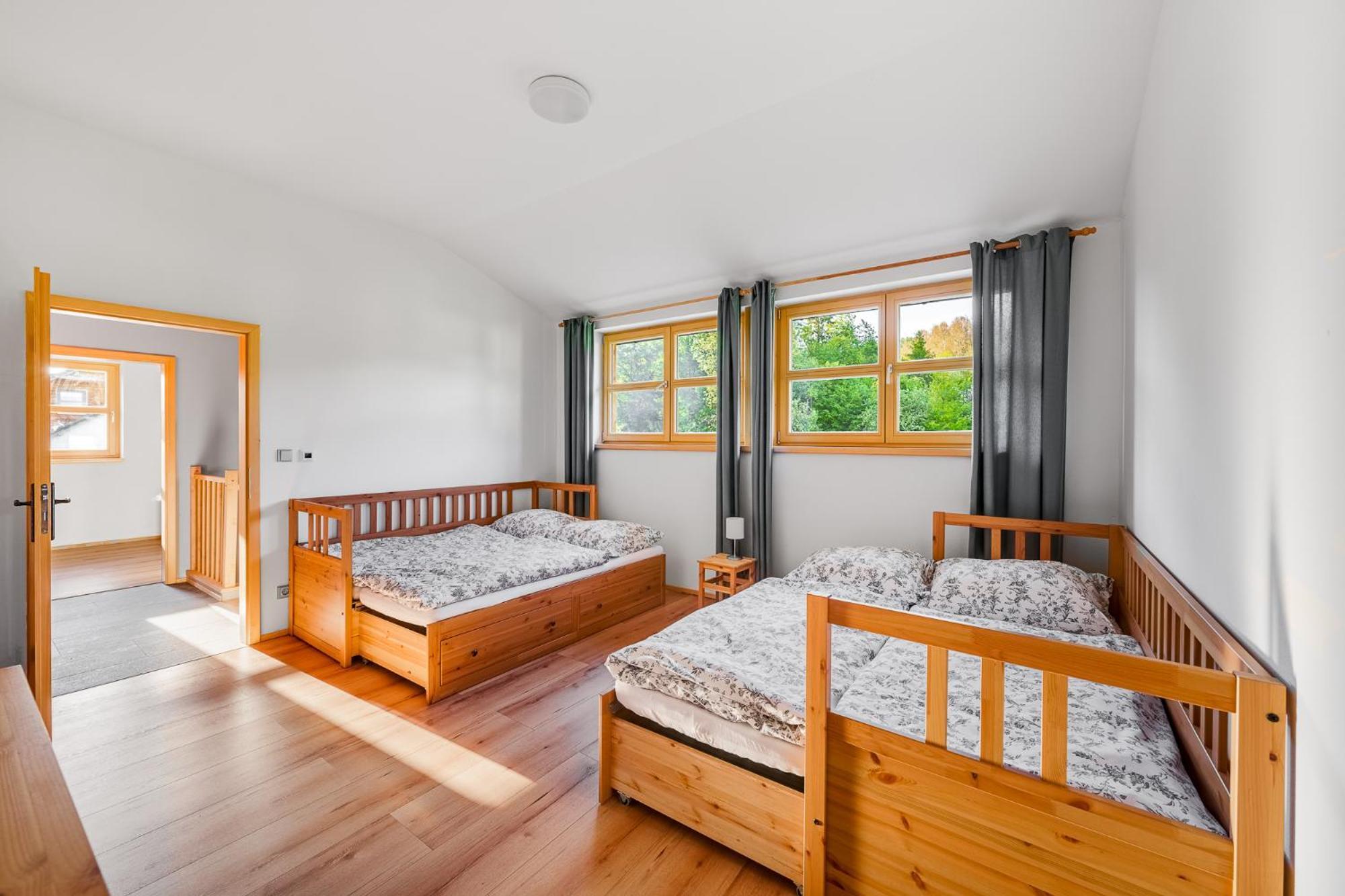 Gabreta Apartments Stachy Bagian luar foto